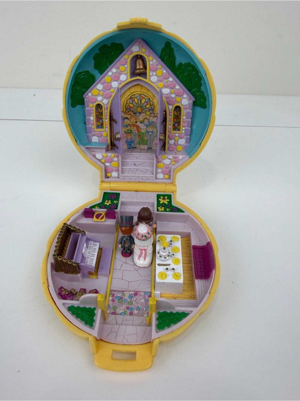 Vintage 1989 Bluebird Polly Pocket Nancy’s Wedding Day Wedding Chapel  3 Figures